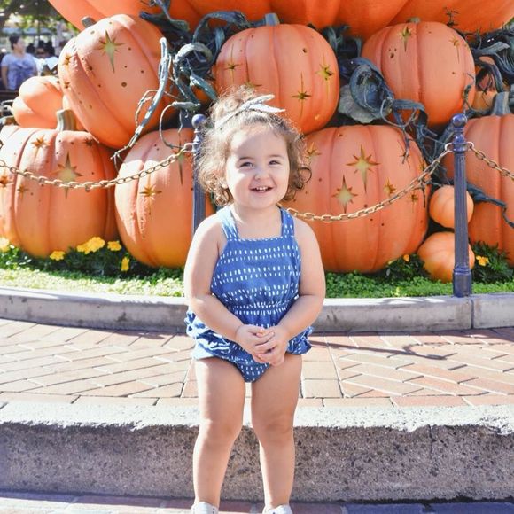 Meet your Posher, Makena - Picture 1 of 1